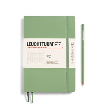 Leuchtturm1917 Not Defteri Orta Boy (A5), Yumuşak Kapak, 121 Numaralandırılmış Sayfa, Adaçayı - Noktalı
