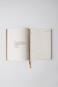 Lugat365 x Karatis 16*22 144 Yaprak Süresiz Ajanda, Krem