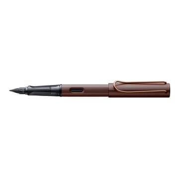 Lamy Lx Dolma Kalem, Alüminyum Gövde, Marron Kaplama Metal Klips, Kapak-Kalem Tabanı Marron Kaplama, Parlak Siyah Uç, Marron, Fine (F) Uç