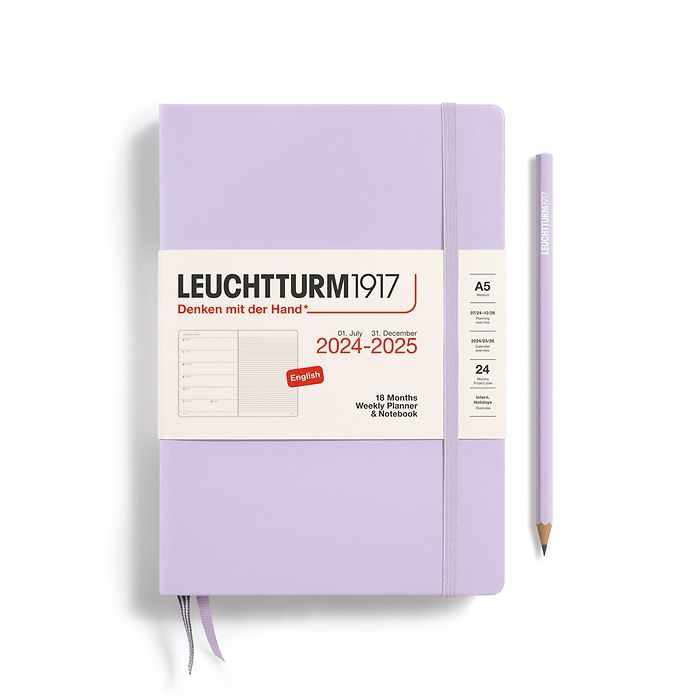 Leuchtturm1917 Haftalık Planlayıcı ve Not Defteri Orta Boy (A5) 2025, 18 Aylık, İngilizce, Leylak