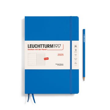 Leuchtturm1917 Tablet Boy (B5) 12 Aylık Ajanda ve Not Defteri 2025 Sert Kapak, İngilizce, Gökyüzü Mavi
