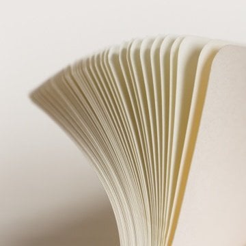 Leuchtturm1917 Not Defteri Orta Boy (A5), Sert Kapak, 251 Numaralandırılmış Sayfa,