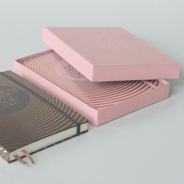 Leuchtturm1917 Write, don't talk Temalı Not Defteri, A5 (Orta Boy), 251 Noktalı Sayfa, Sert Kapak,