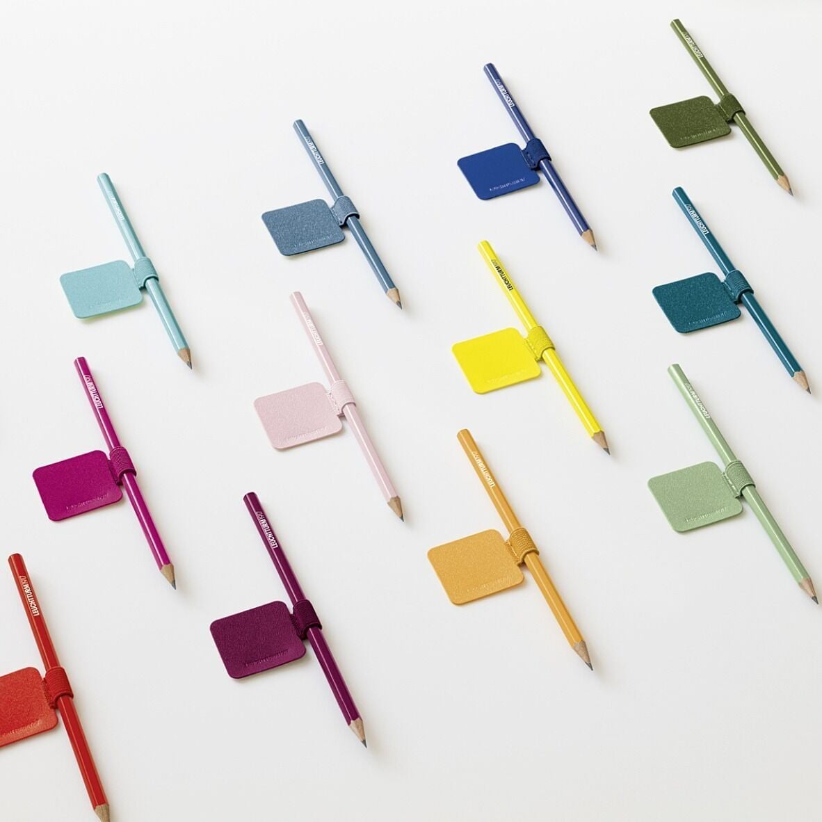 Leuchtturm1917 defter aksesuarları ve Pen Loop
