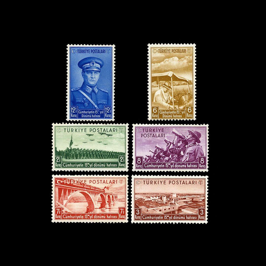 Cumhuriyetin 15. Yıldönümü (29 Ekim 1938) - Türkiye Cumhuriyeti Pul Koleksiyonu