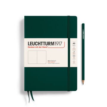 Leuchtturm1917 Doğal Renkler Serisi Not Defteri, Orta Boy (A5), Sert Kapak, 251 Numaralandırılmış Sayfa, Orman Yeşili - Düz