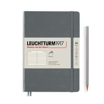 Leuchtturm1917 Not Defteri Orta Boy (A5), Yumuşak Kapak, 121 Numaralandırılmış Sayfa, Antrasit Gri - Çizgili